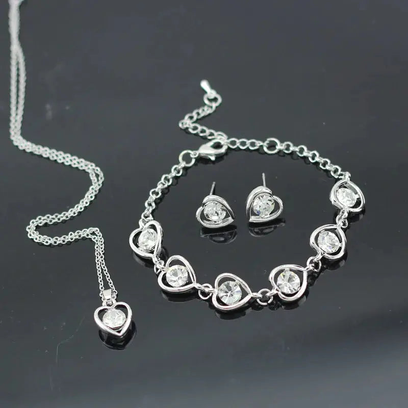 Crystal Heart Bridal Jewelry Set – Necklace, Earrings, Ring & Bracelet Sparkling Chamber